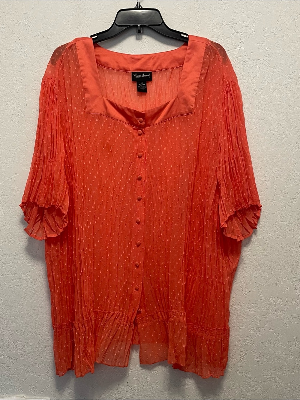 Maggie Barnes Womens Size 4X 30/32W Accordion Blouse Top Short Sleeve